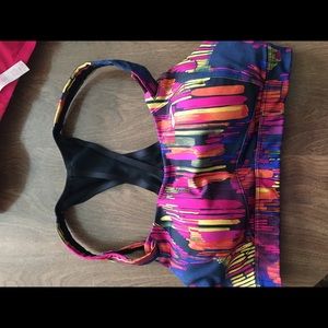 Brooks 32 D bra